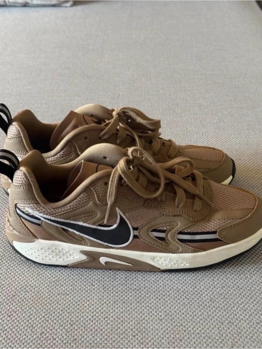 Women’s Nike Tan and Black Mesh Running Sneakers
